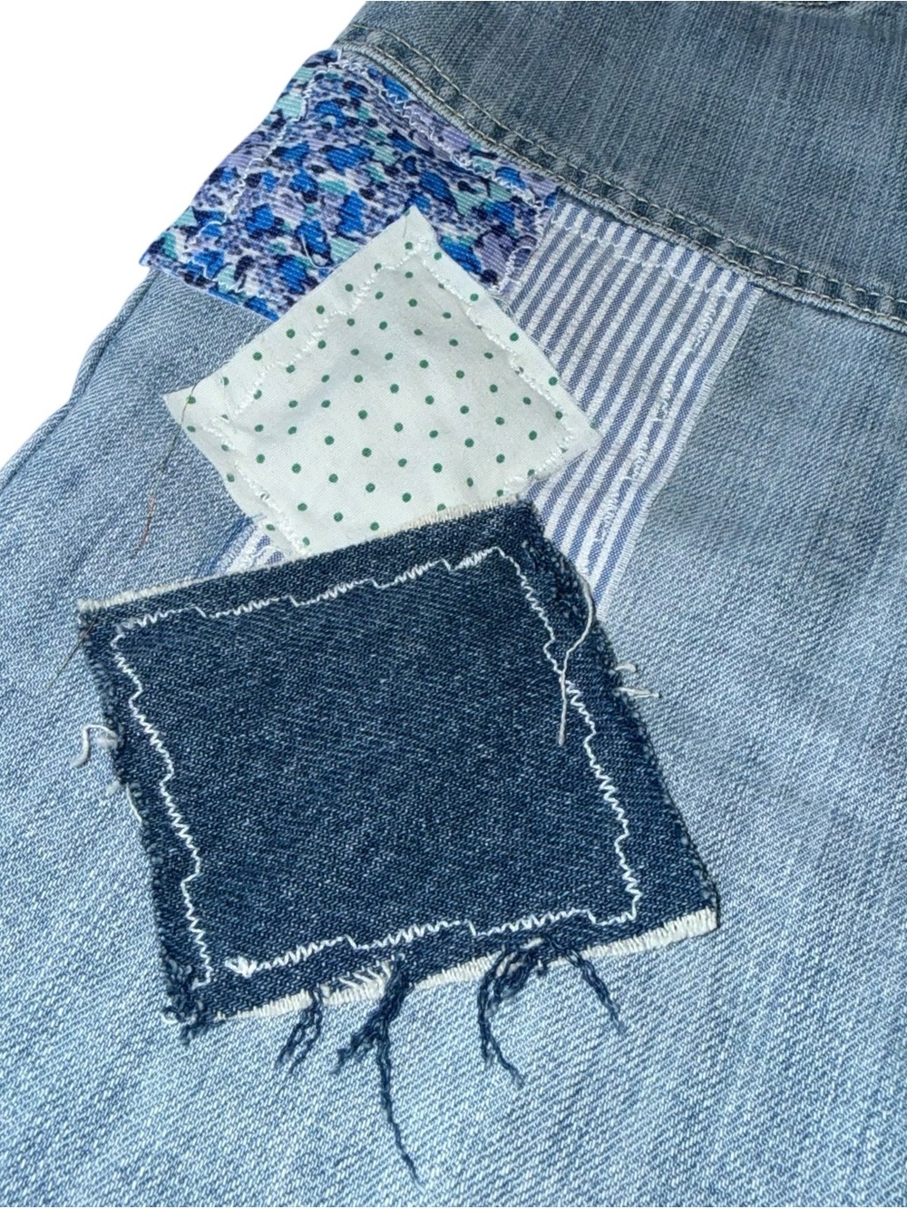Reworked Upcycled Women’s Denim Bermuda Shorts Vintage Zena Premium Size 8 - Picture 3 of 8
